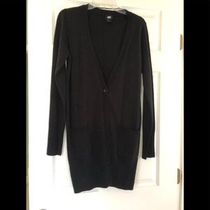 Black sweater H&M size medium